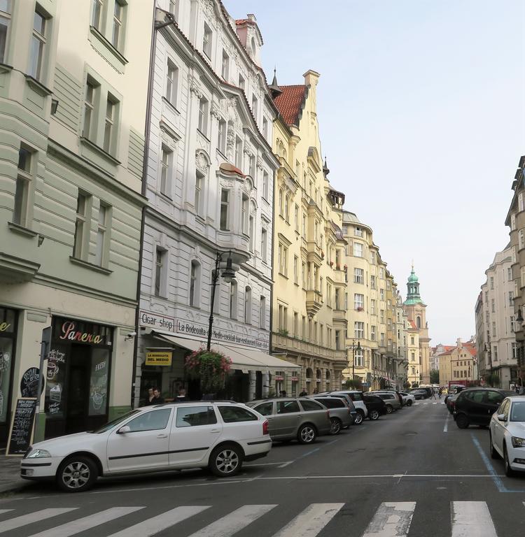 Old Town Square Superior Apartments - Valentin Praag Buitenkant foto