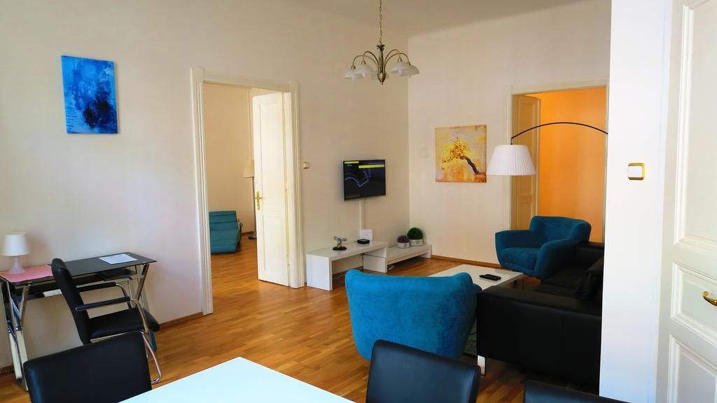 Old Town Square Superior Apartments - Valentin Praag Buitenkant foto